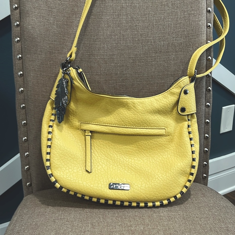 Jessica Simpson Hobo